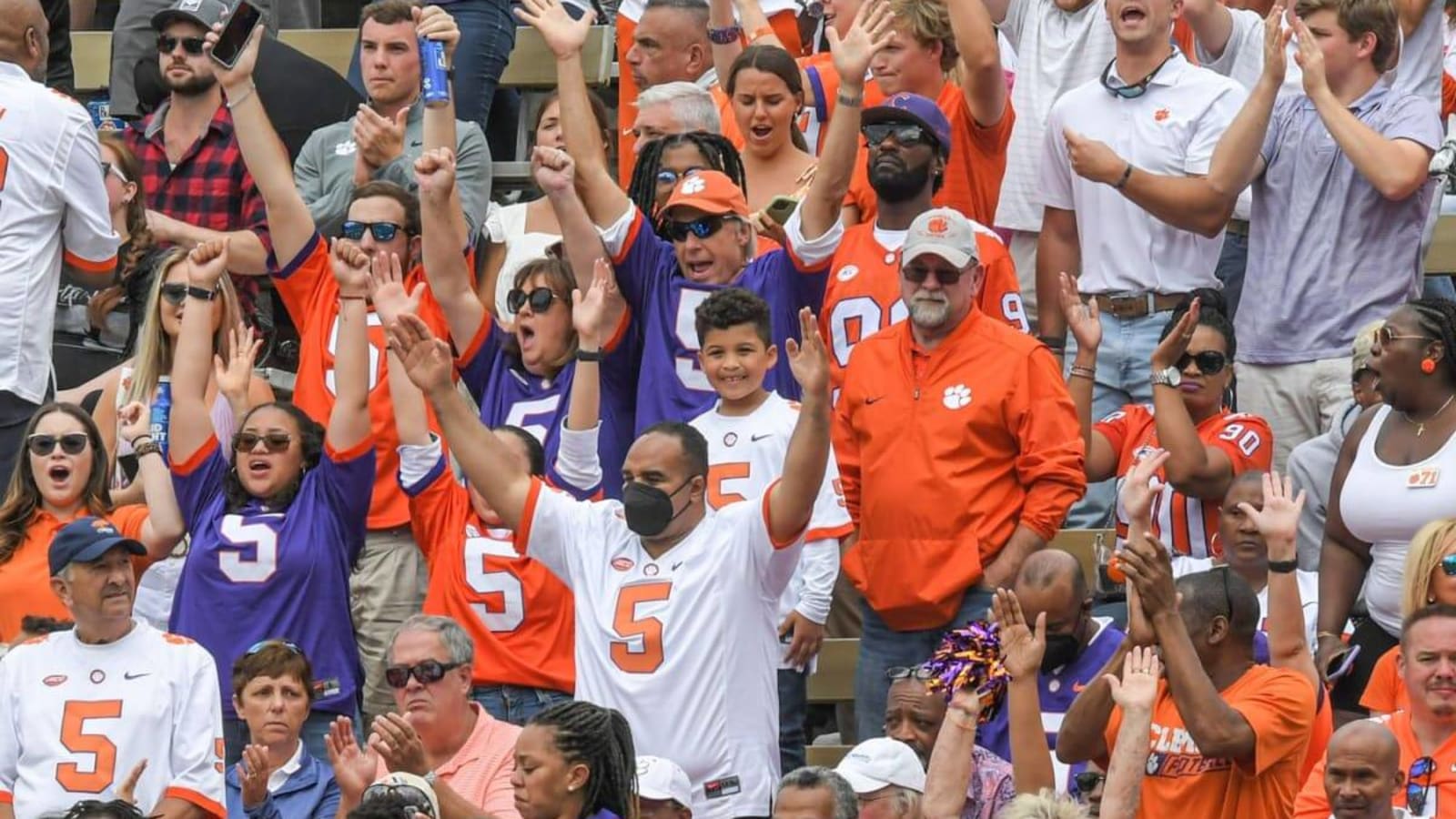 Odds and Ends: Clemson Begins Week Favored in Prime-Time Matchup vs. NC State