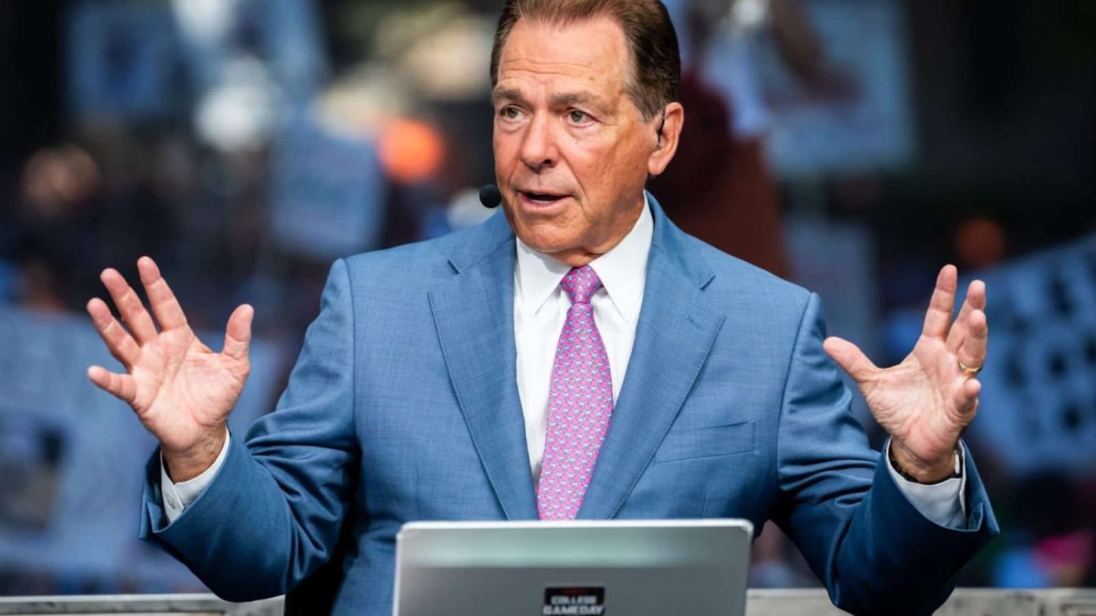Top 3 College Football Coaches Of All-Time