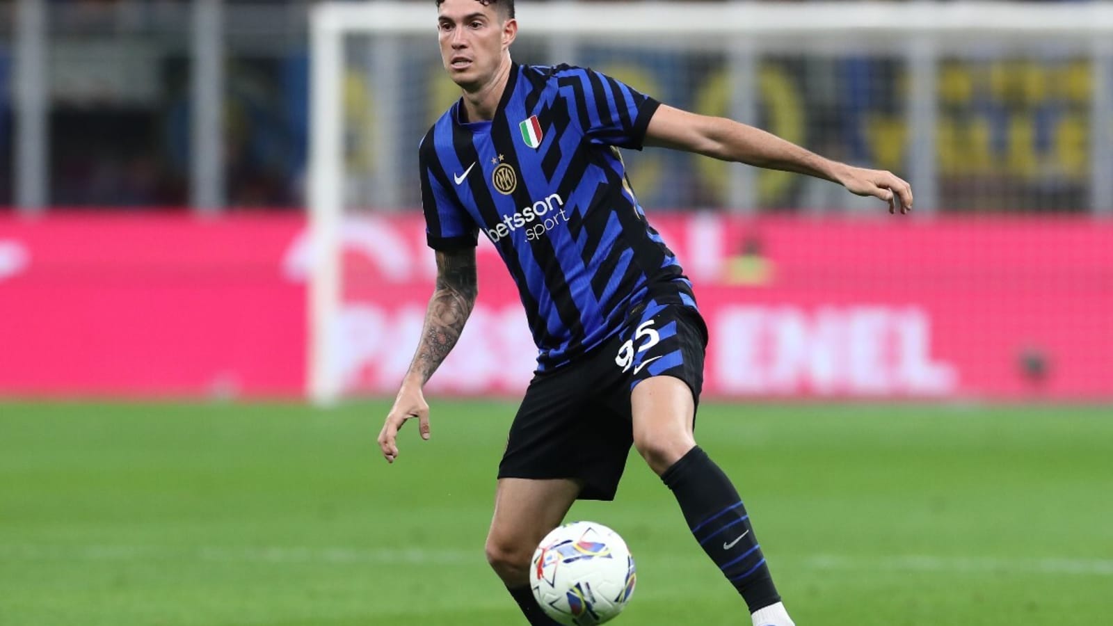 Liverpool quoted £60m to sign Virgil van Dijk replacement