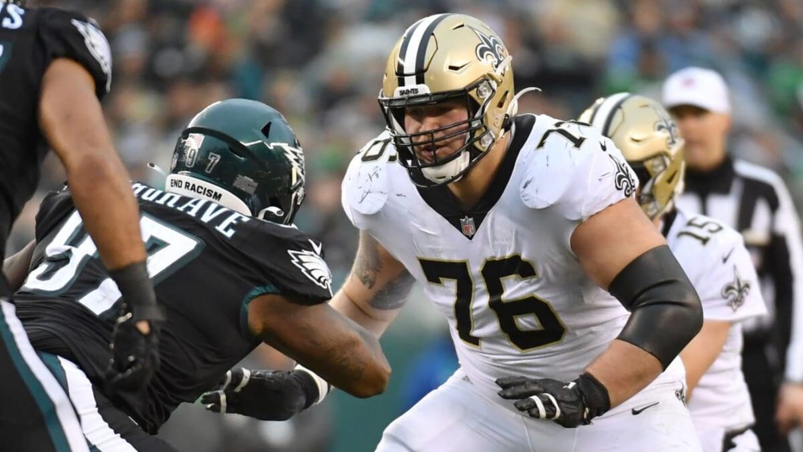 Report: Saints Sign Calvin Throckmorton to One-Year Contract Extension