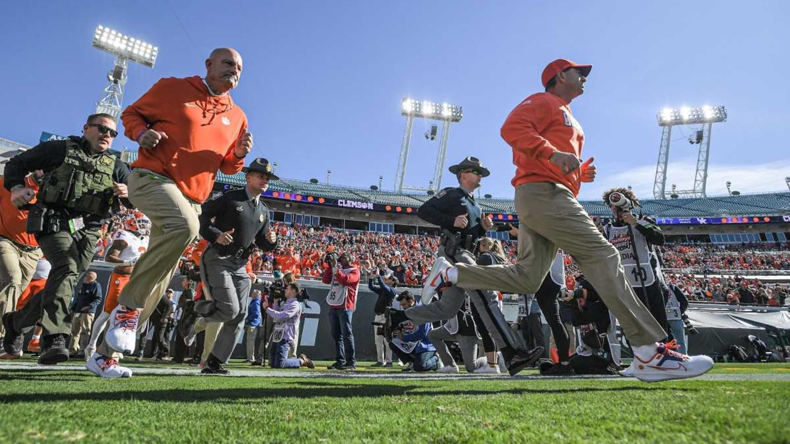 ESPN Analyst Bill Connelly Issues Bold Warning to Clemson