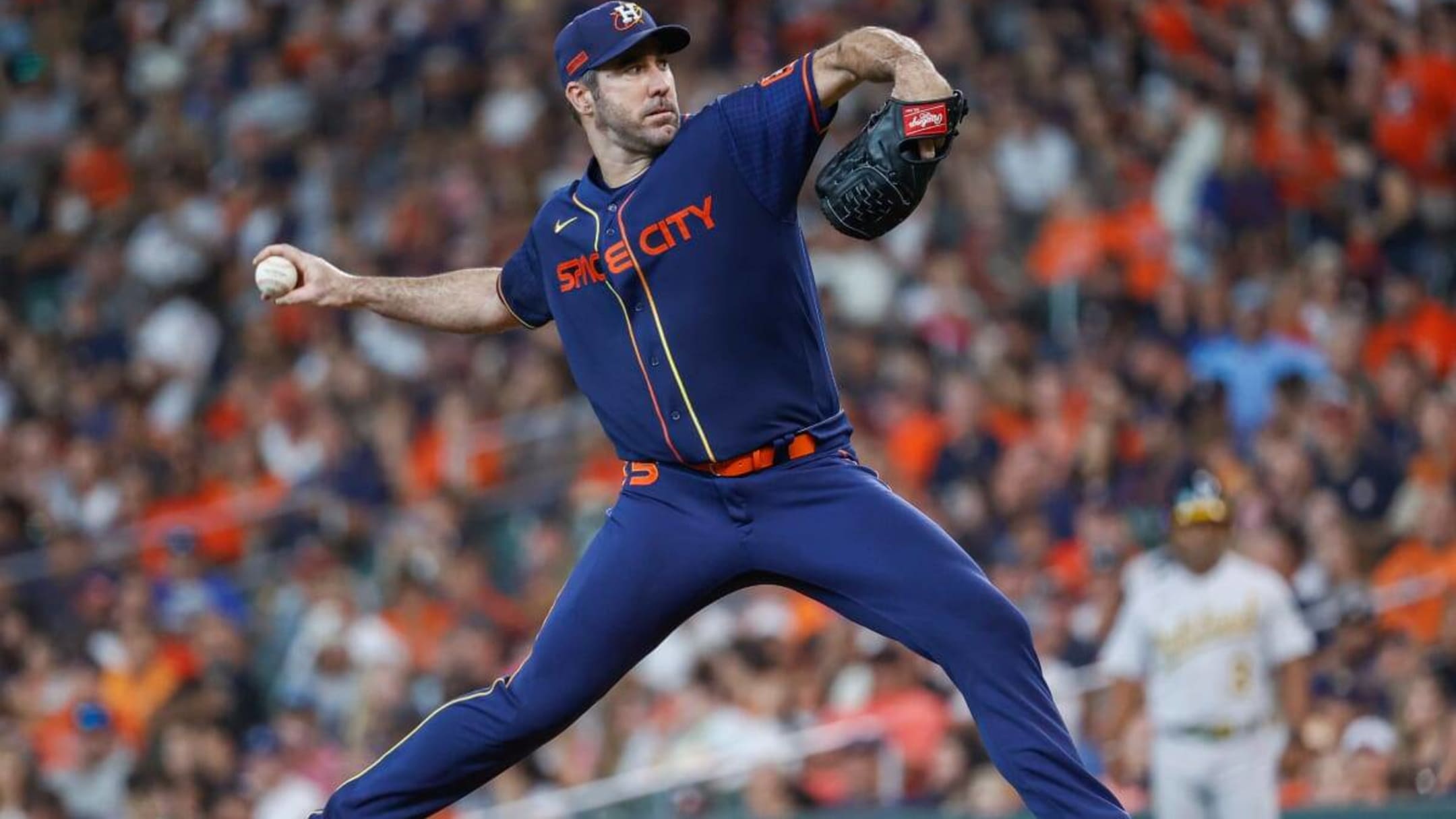 Justin Verlander is coming back to Space City