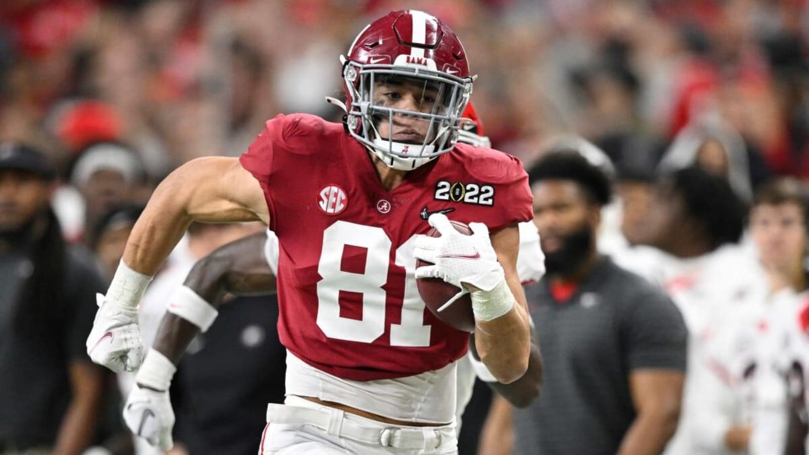 Alabama Tight End Cameron Latu Goes in 3rd Round of NFL Draft