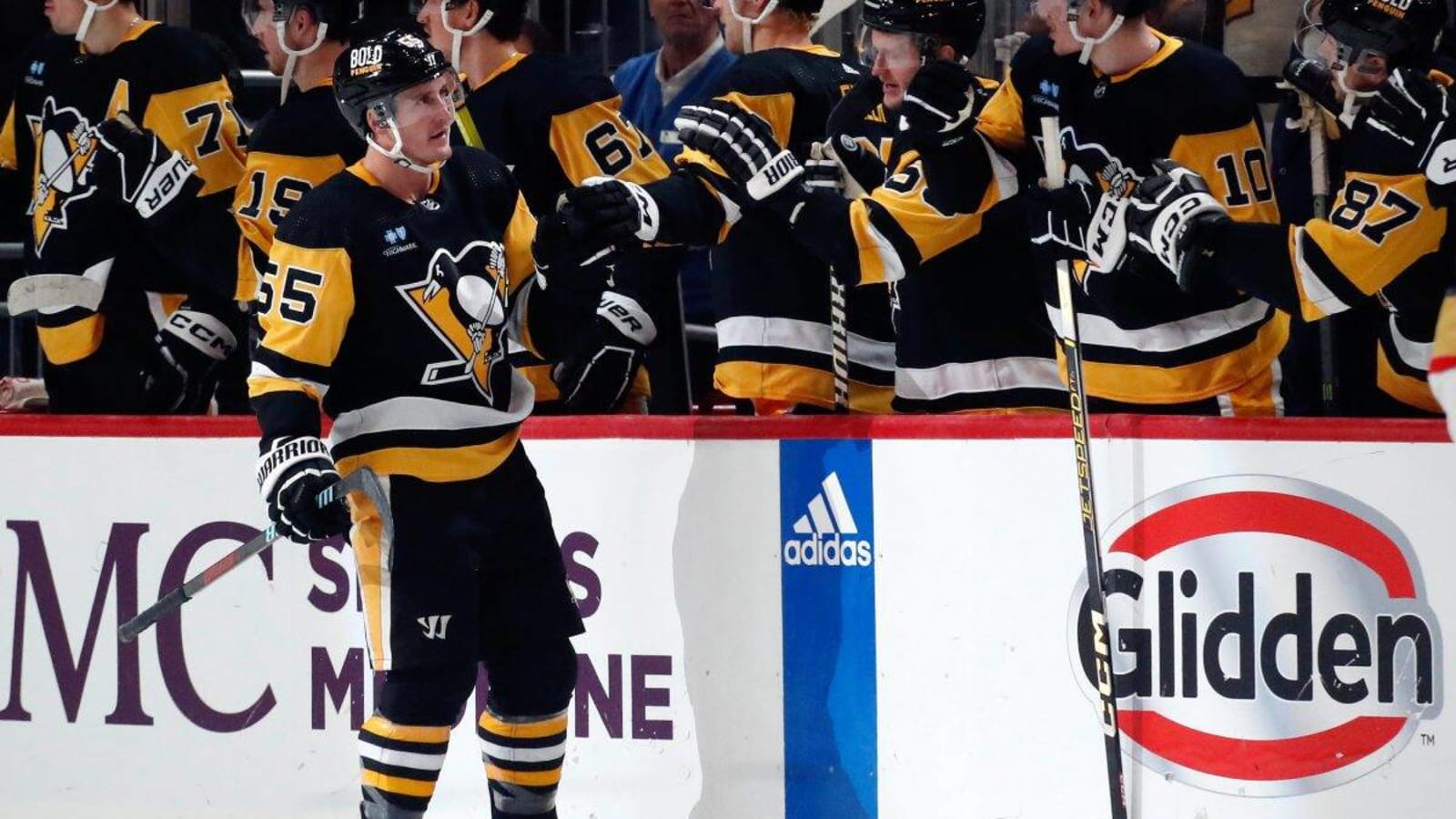 Penguins’ Noel Acciari won’t play vs. Blue Jackets with upper-body injury