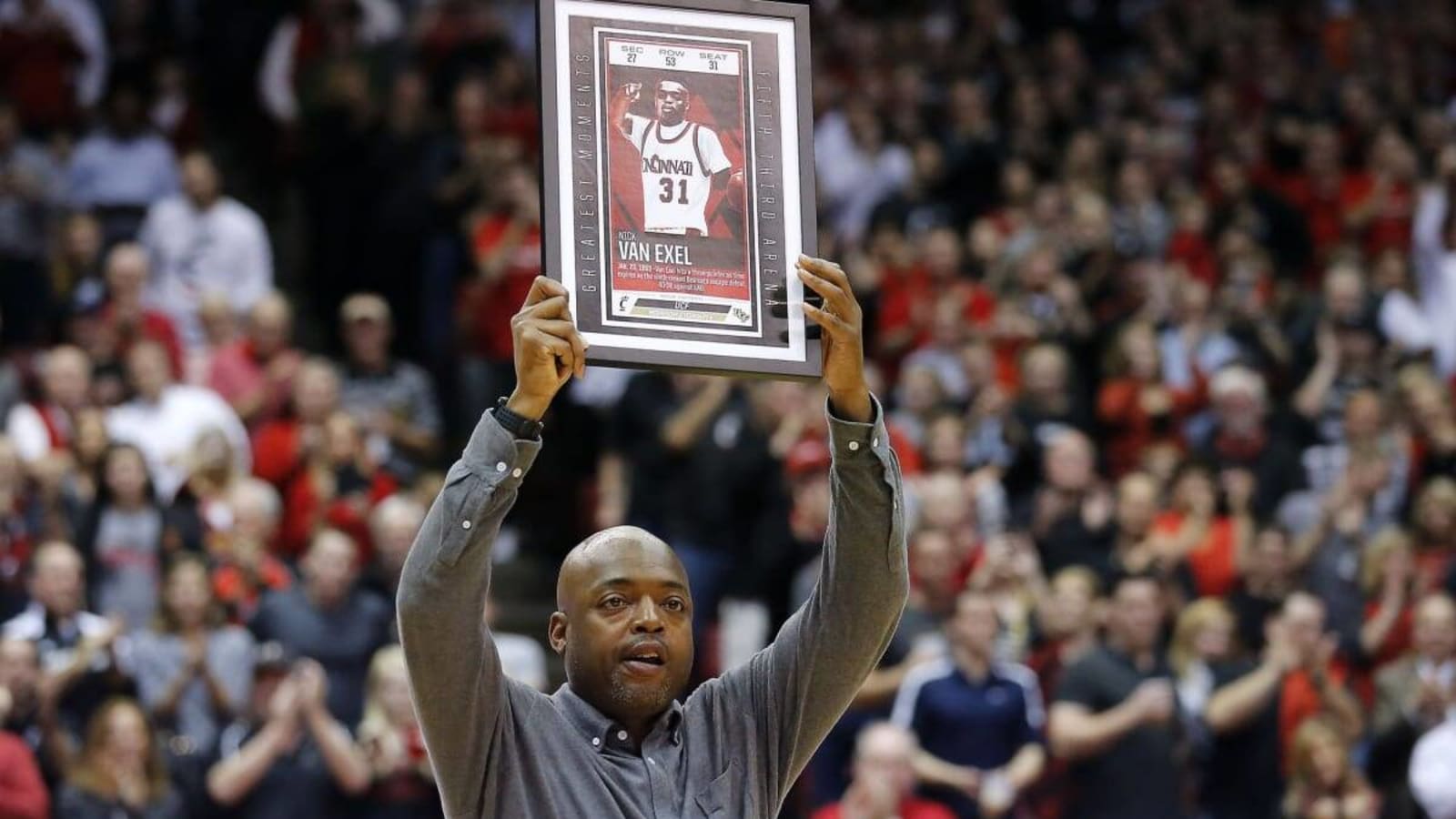  Former LA All-Star Graduates College Decades After Achieving NBA Dream