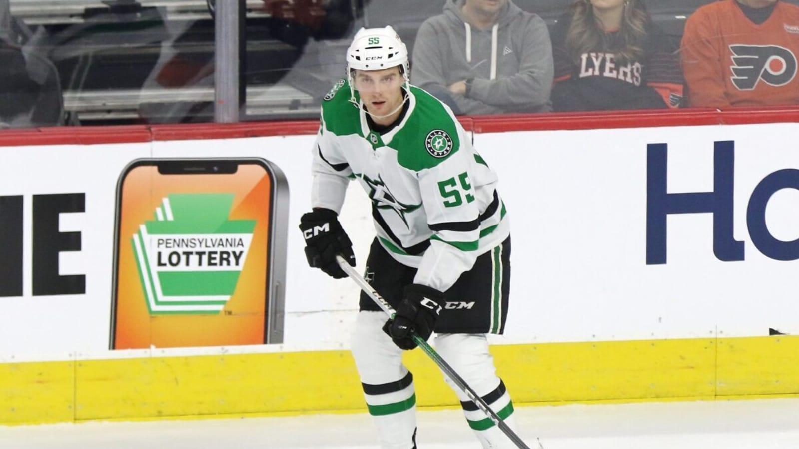 Harley Scores 2, Including OT Winner in Stars’ 3-2 Victory Over Flyers