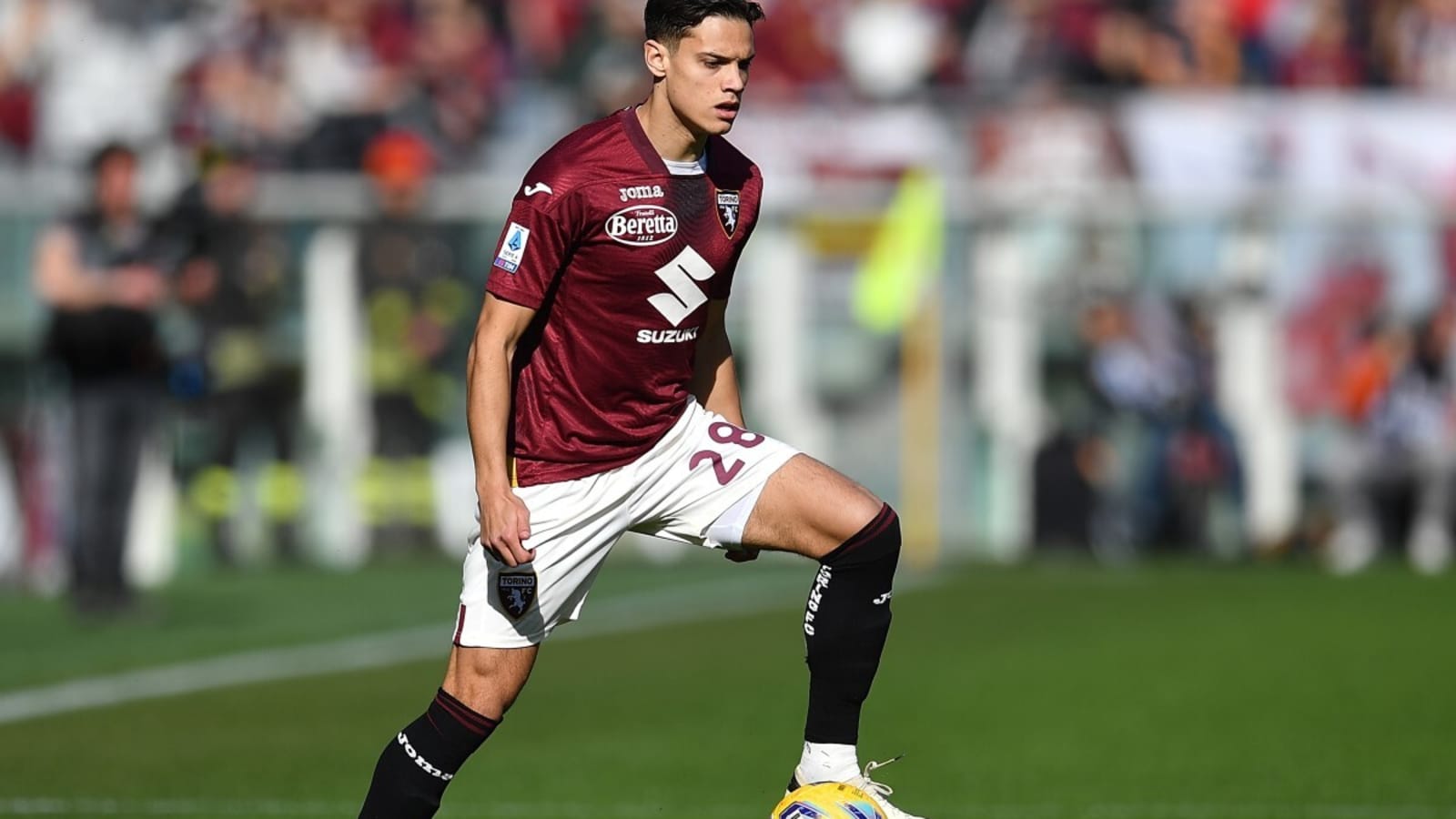 Chelsea rivalling Man City and other major Euro giants for midfielder transfer