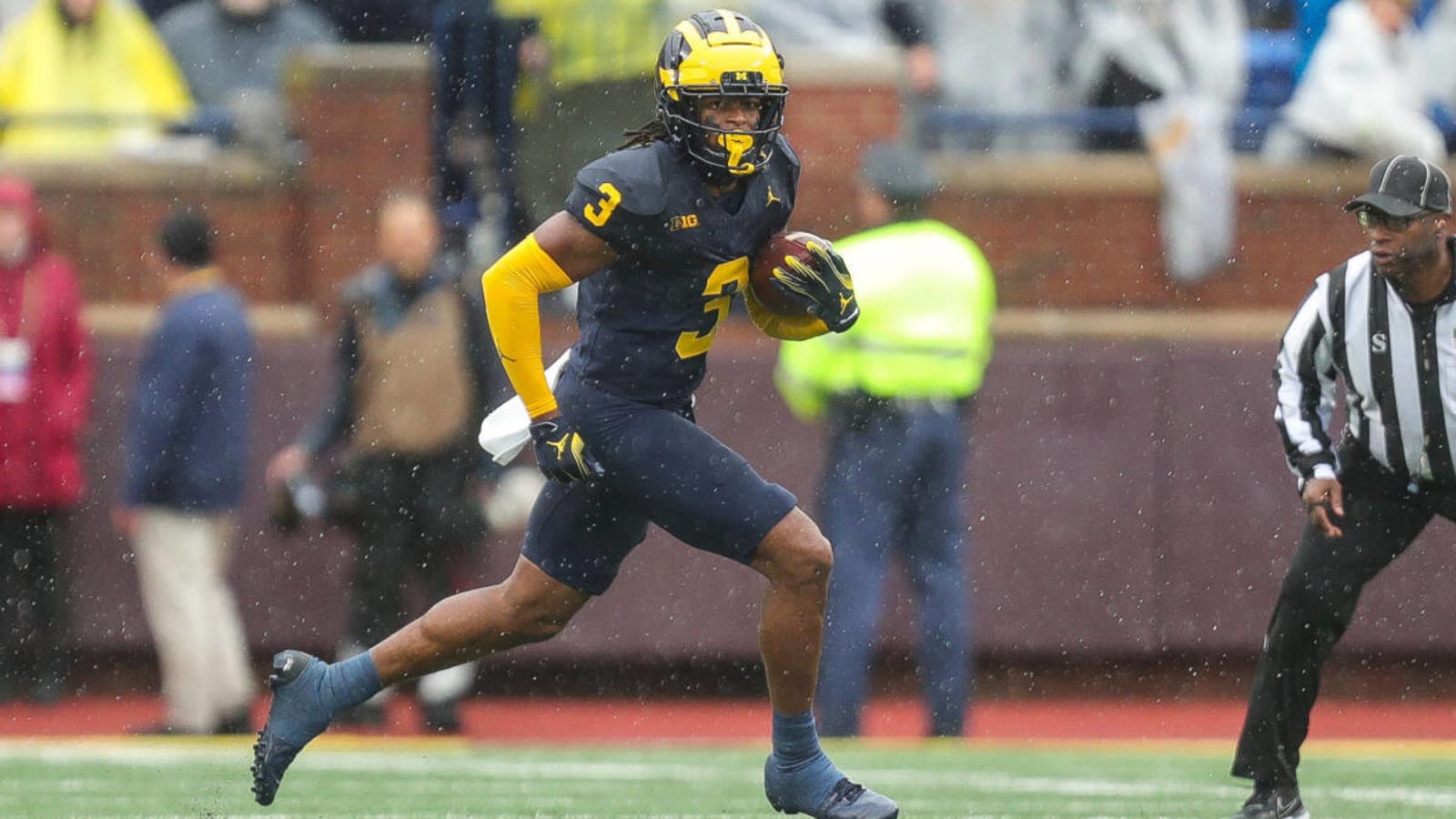 Oregon Pursuing Michigan Safety Keon Sabb in the Transfer Portal