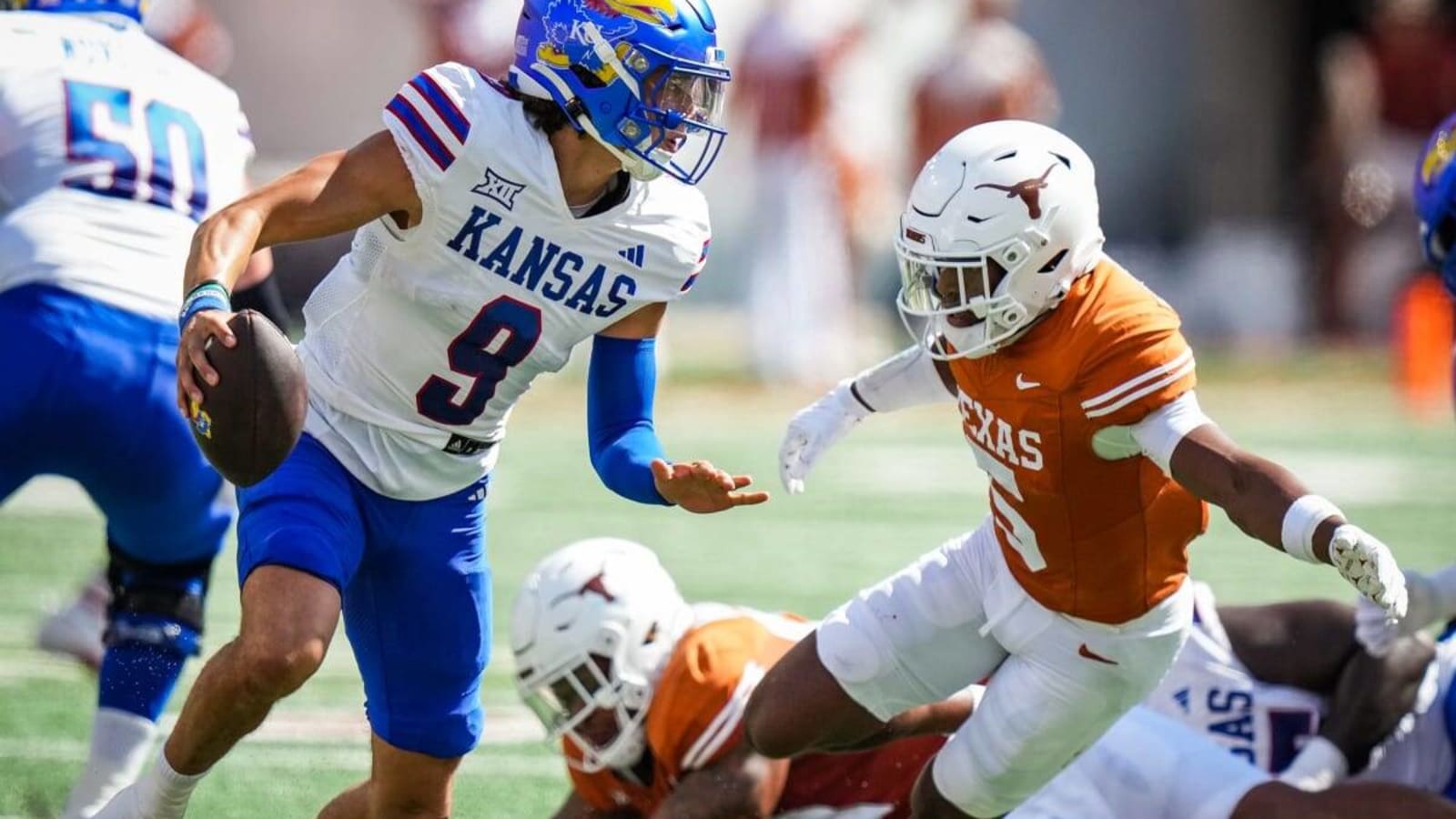 Hawking Points: Without Daniels, Texas Rolls Past Kansas 40-14