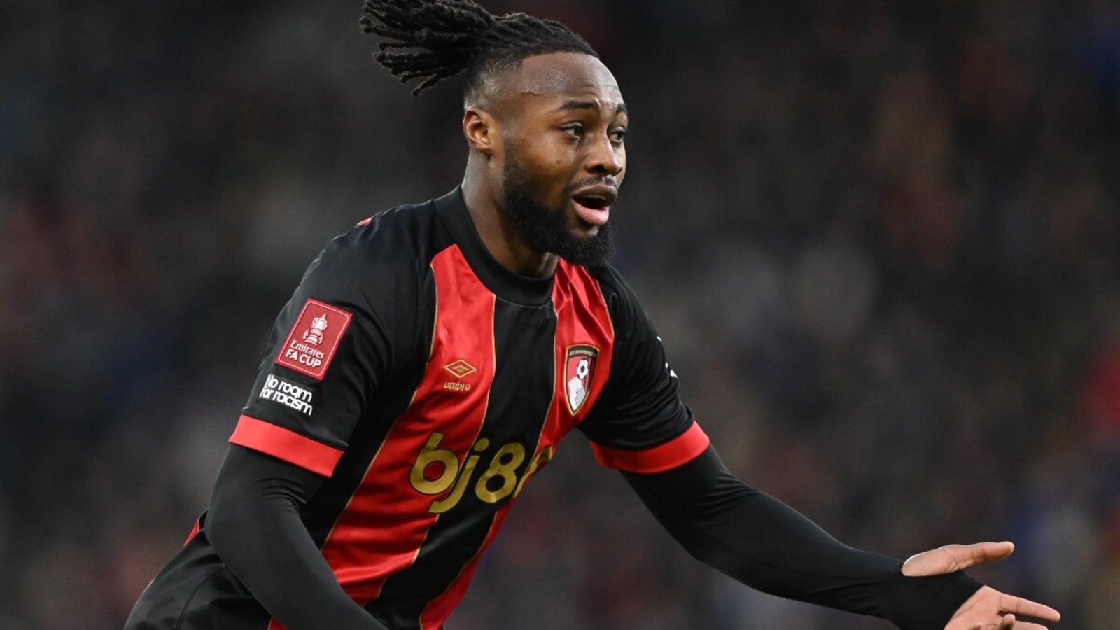 Premier League club make decision on potential Liverpool swap transfer deal