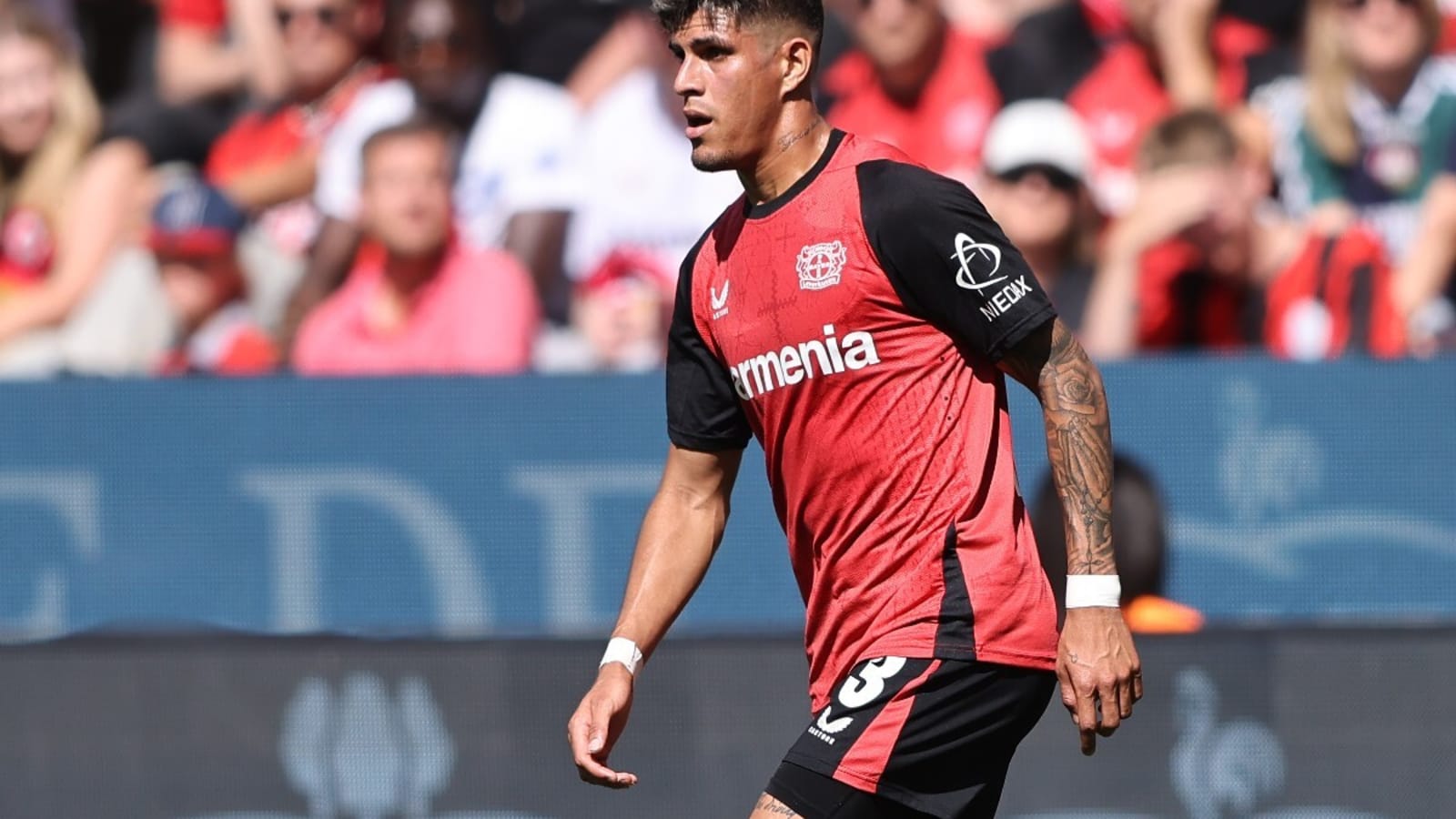 ‘Ready for the next step’ – Who is ‘warrior’ Bayer Leverkusen star Piero Hincapie?