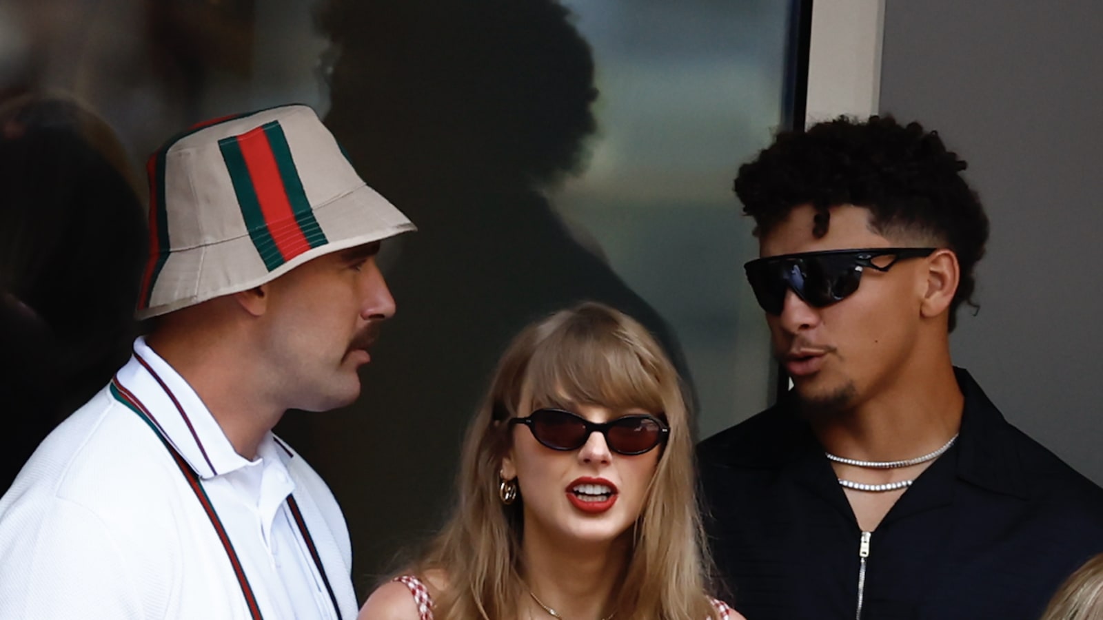 Patrick Mahomes celebrates Chiefs&#39; big Week 7 win over Raiders and includes Taylor Swift in the perfect way