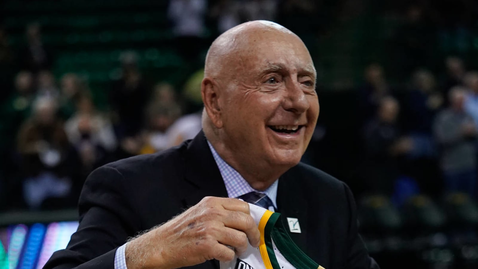 Dick Vitale shared emotional moment with crowd before Villanova-Baylor