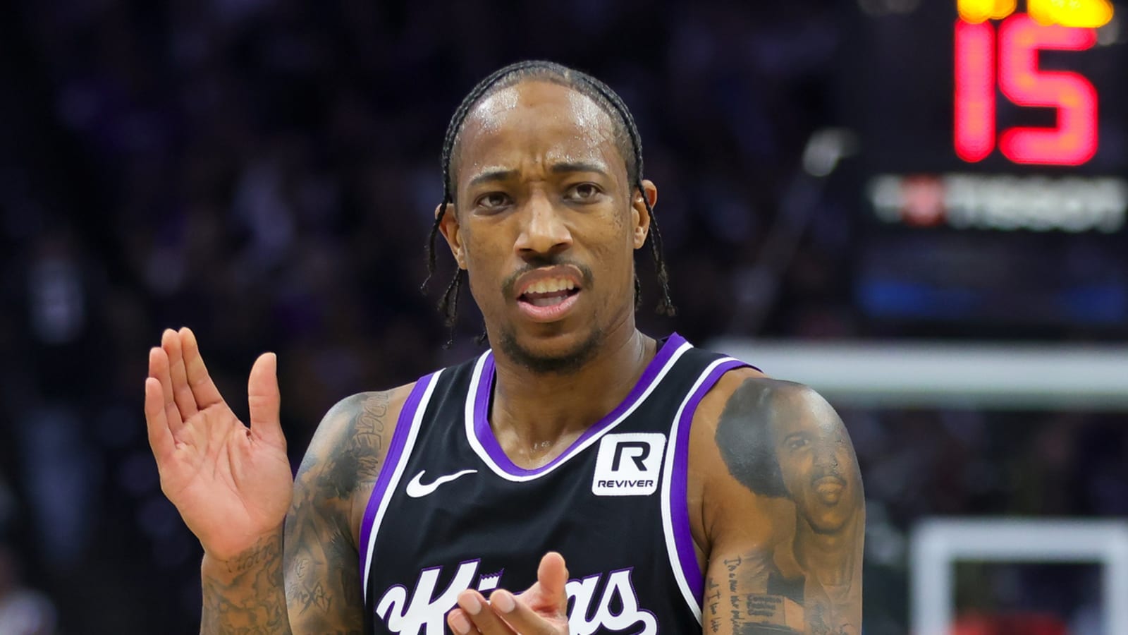 Demar derozan drake jersey hotsell