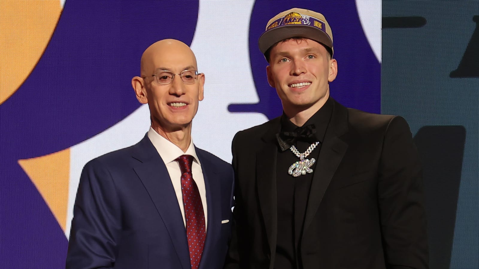 Lakers GM praises first-round NBA draft pick Dalton Knecht