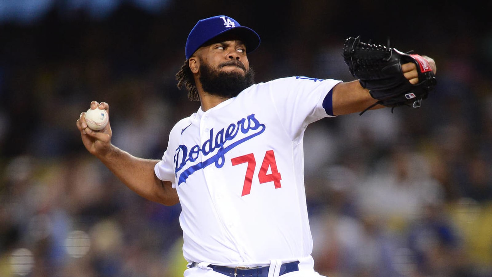 Watch: Kenley Jansen goes back to intentional balk move