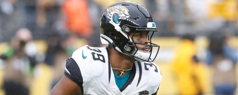 Jaguars place All-Pro returner on IR, activate rookie WR