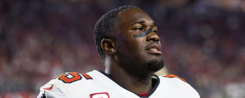 Eagles release former Super Bowl champ