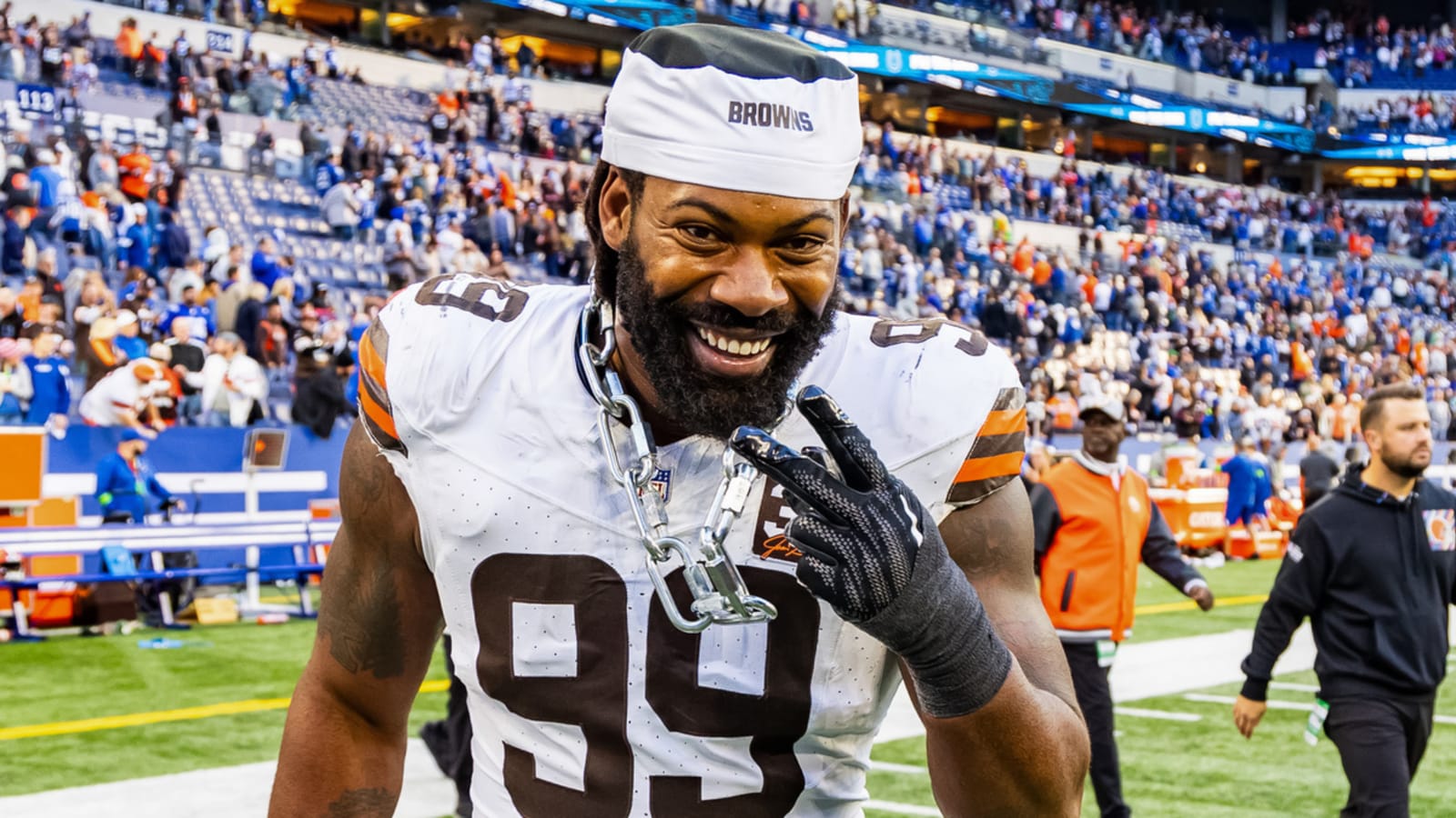 Blockbuster trade plugs one of Lions' biggest roster holes