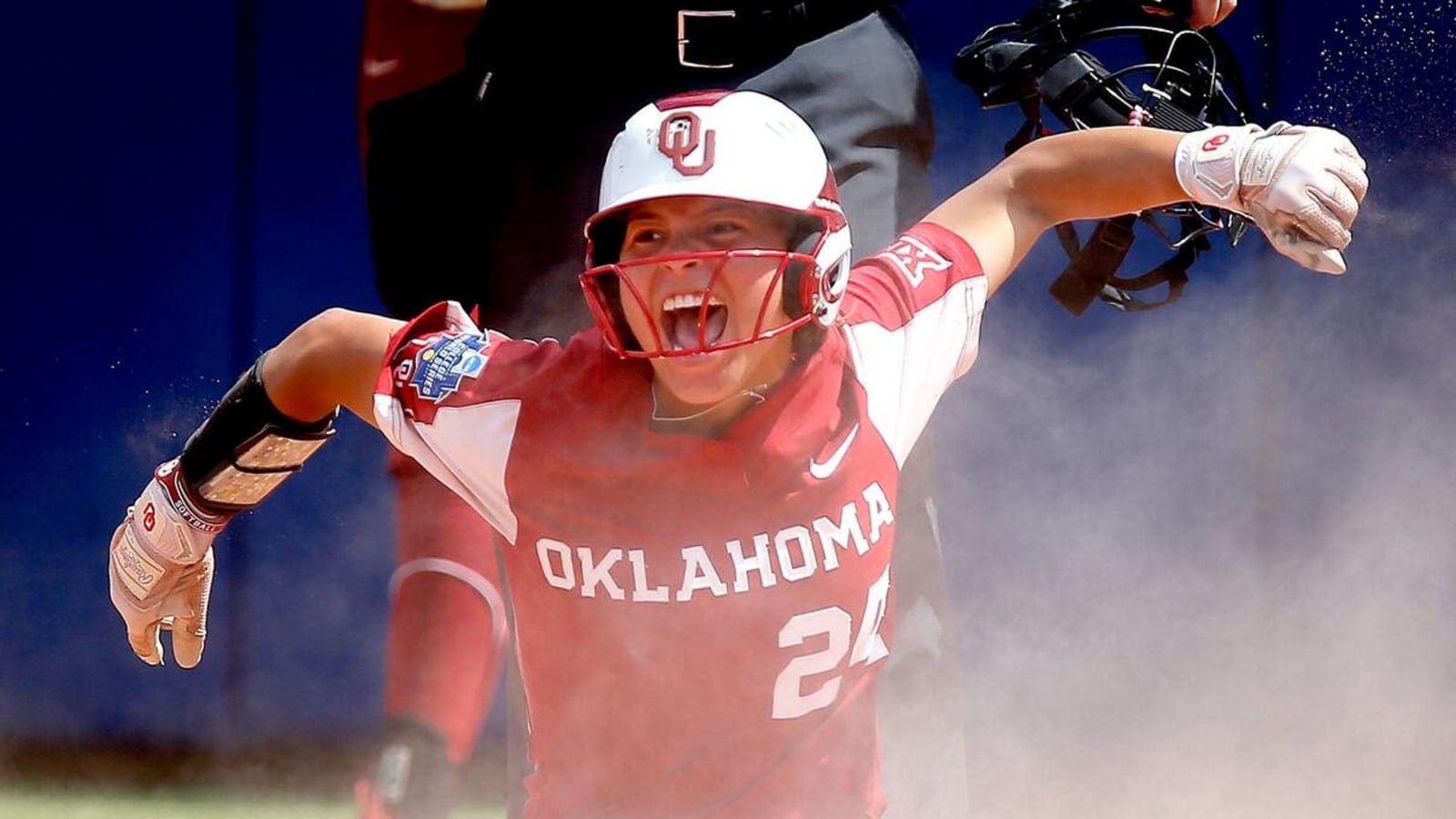 Oklahoma, Texas to meet in Women's College World Series Finals