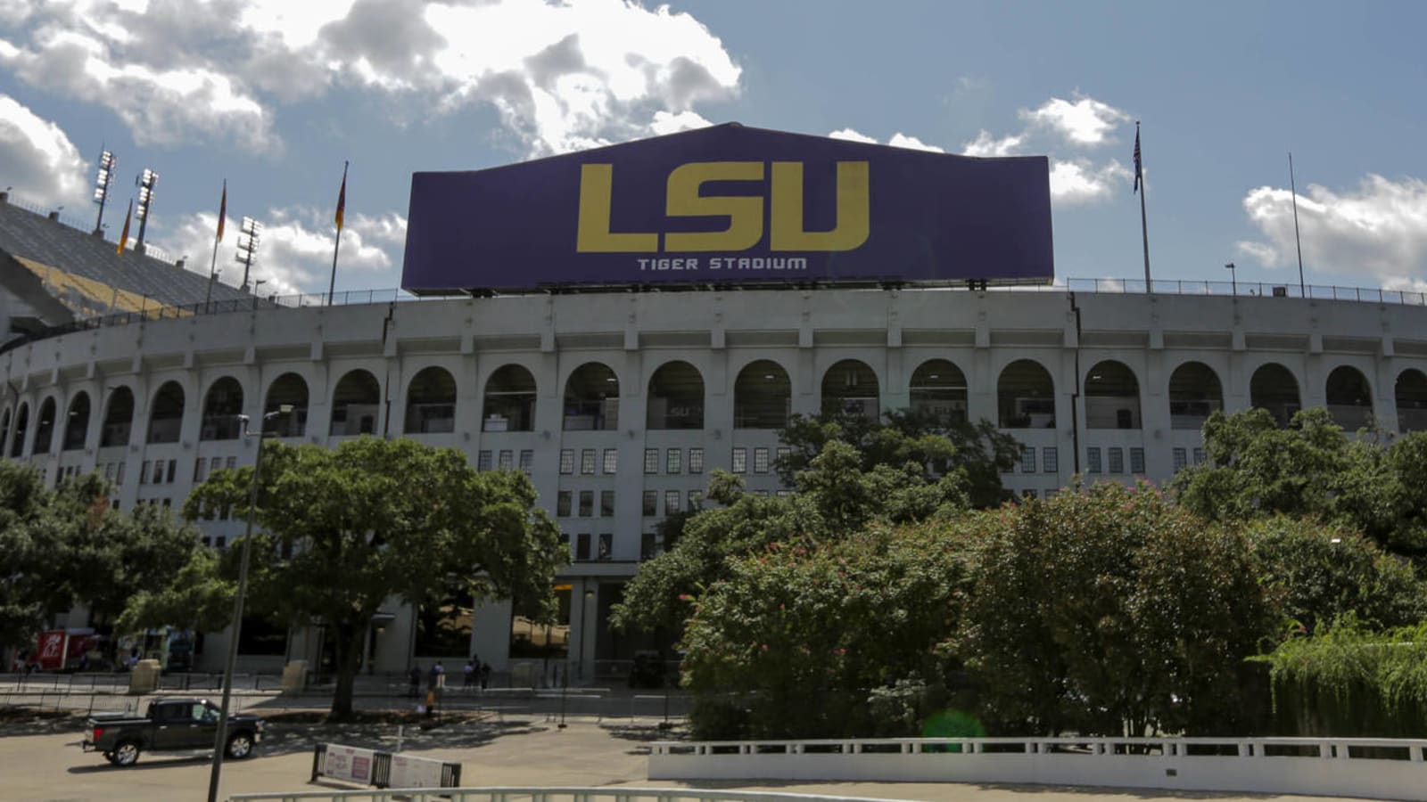 Could Saints host games at LSU to allow fans?