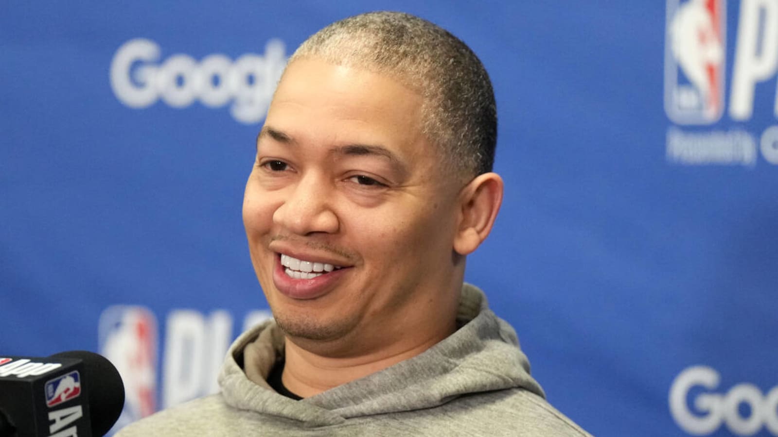 Los Angeles Lakers Closely Monitoring Tyronn Lue’s Situation With Los Angeles Clippers