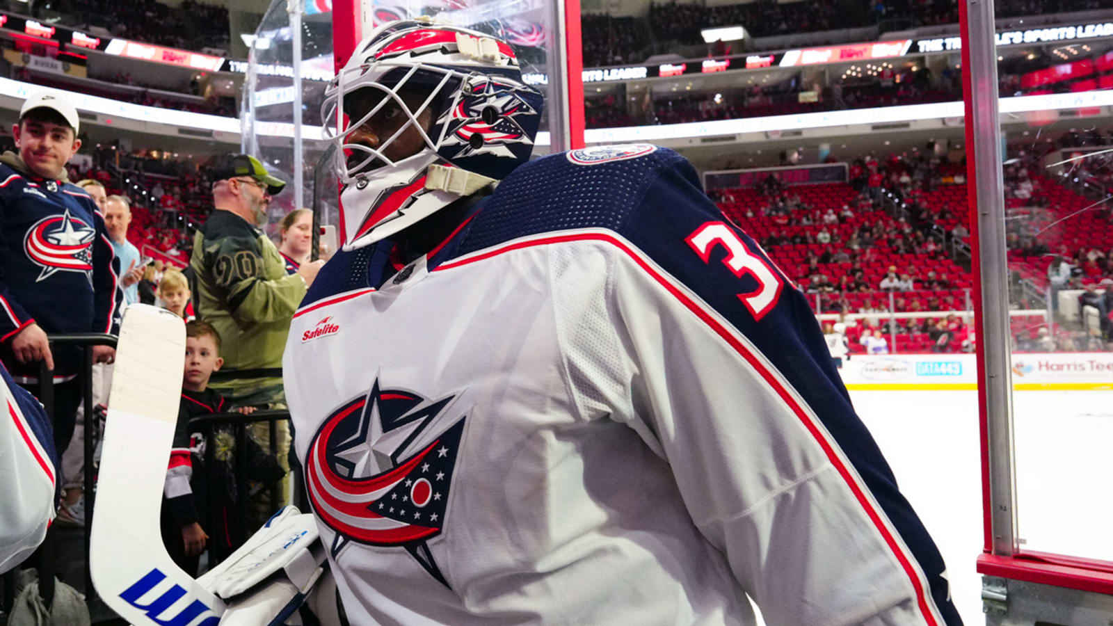 Malcolm Subban signs with the Senators