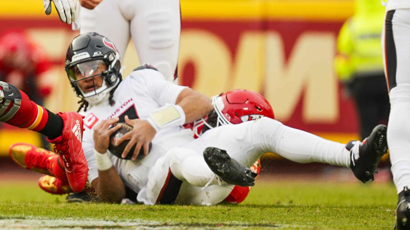 Texans must nail this position group in draft after trades