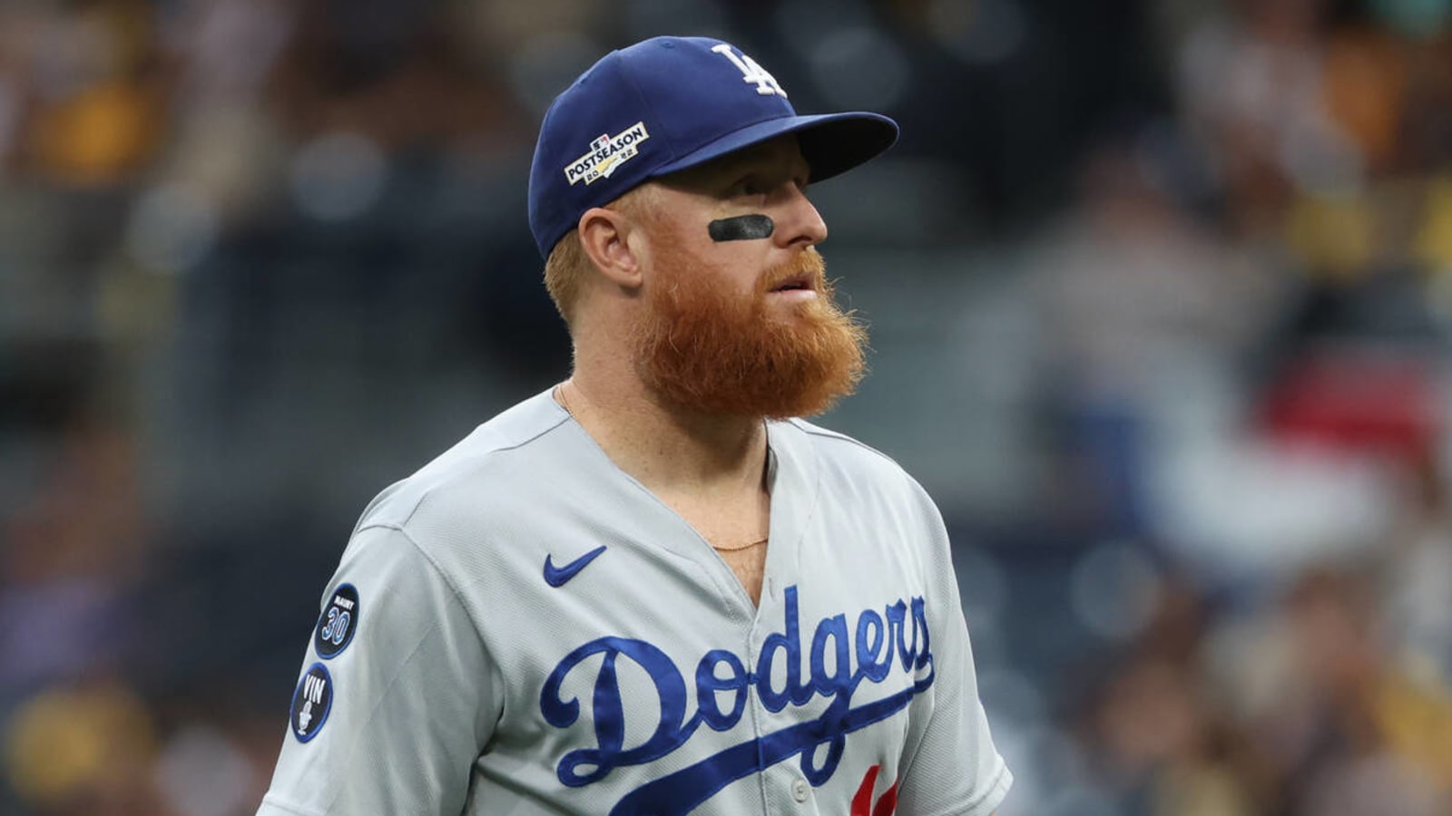 Report: Marlins have made offer to Justin Turner