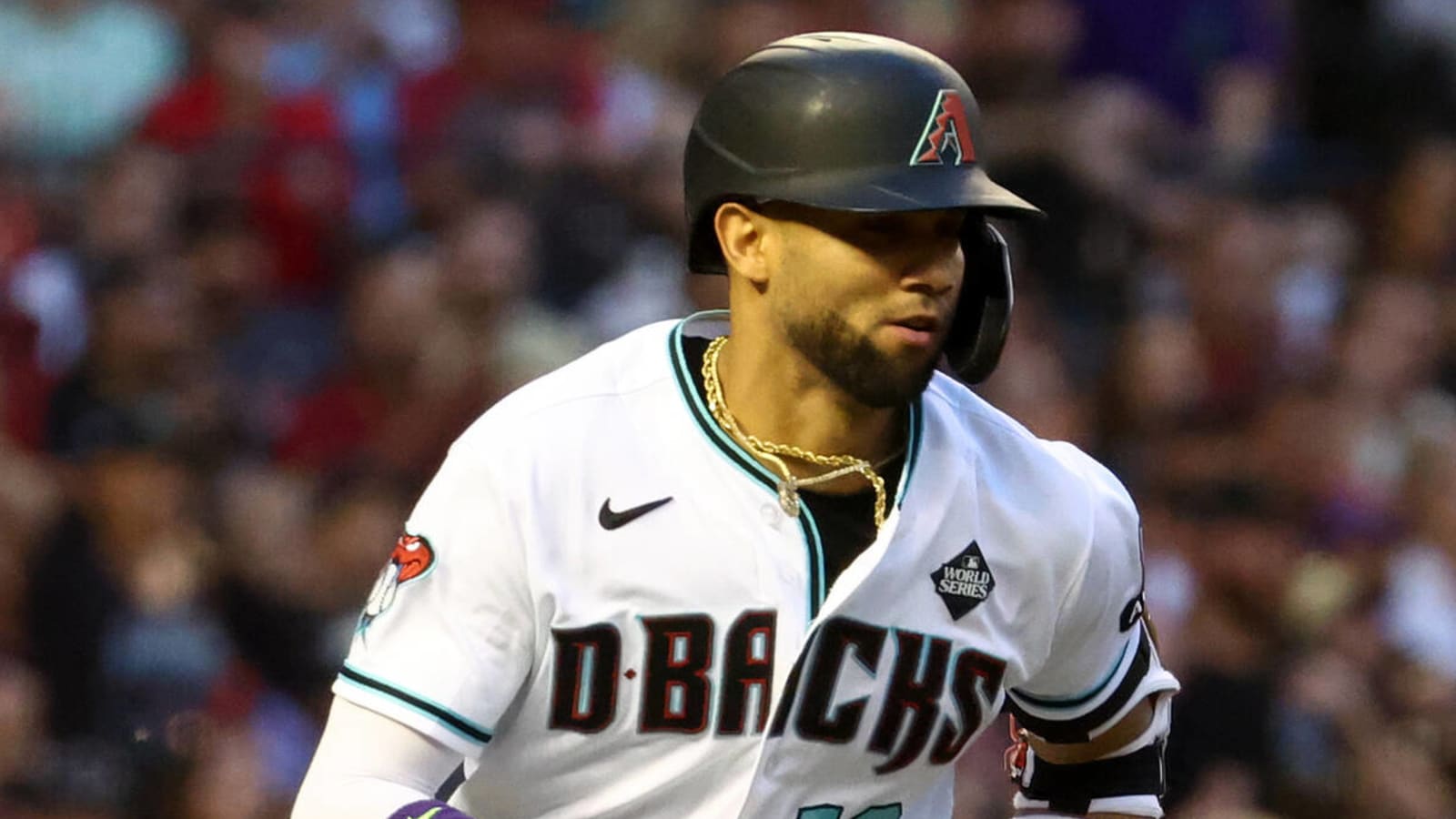 Diamondbacks re-sign All-Star outfielder to multiyear deal