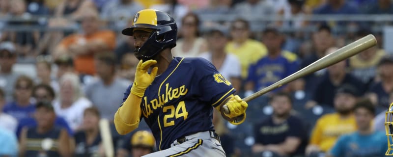 MLB News: Andrew McCutchen on the doorstep of making history