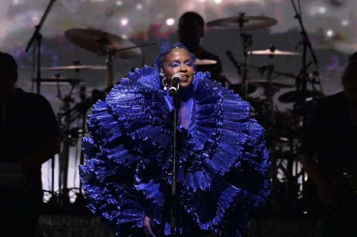 Lauryn Hill makes Grammy history