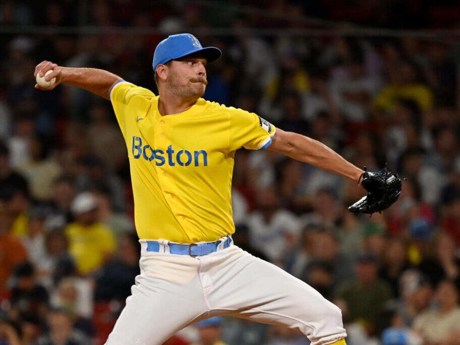 Red Sox: blue-and-yellow uniforms for Patriots' Day, National Sports