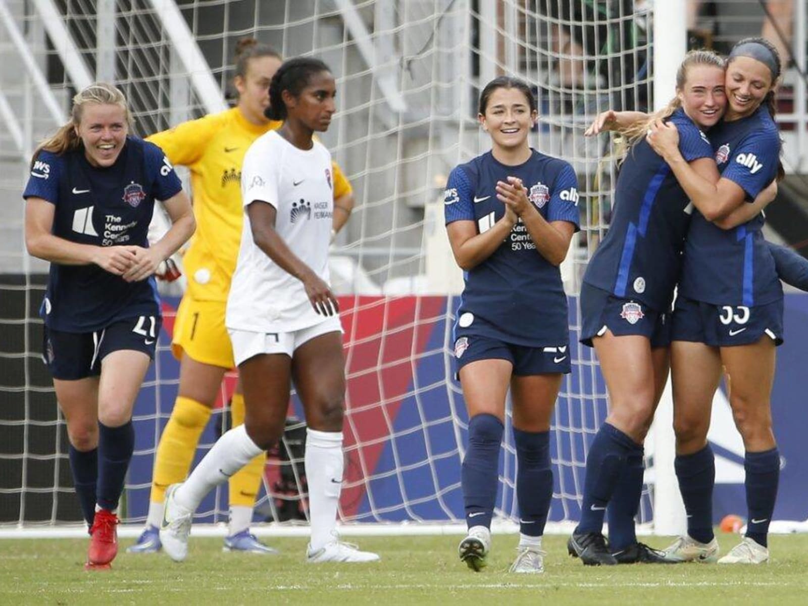 Is this real life? Yes, yes it is - Washington Spirit