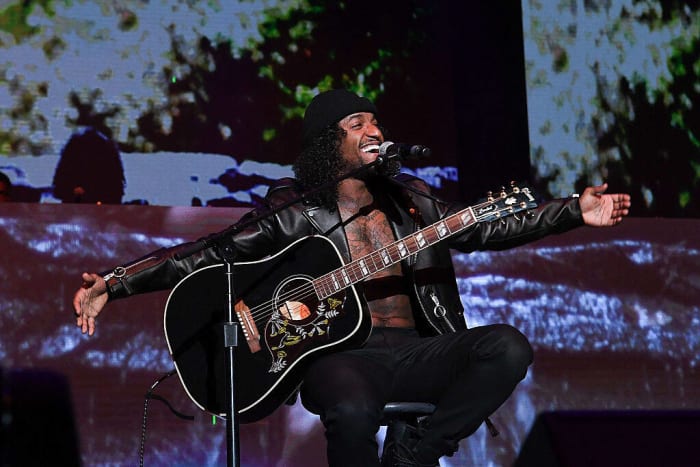 “Get It Shawty” by Lloyd