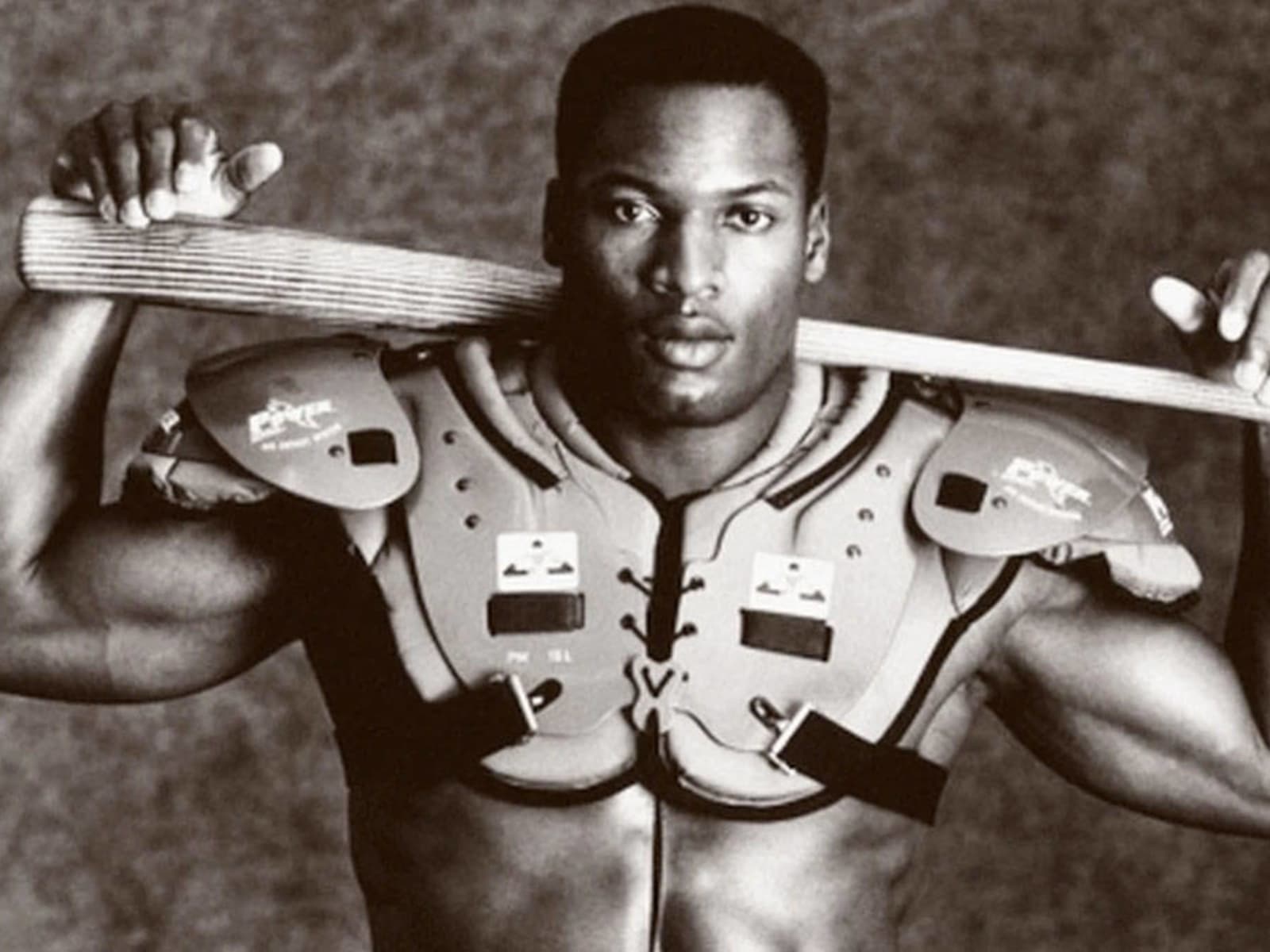 Bo Jackson in college in 1986 : r/OldSchoolCool