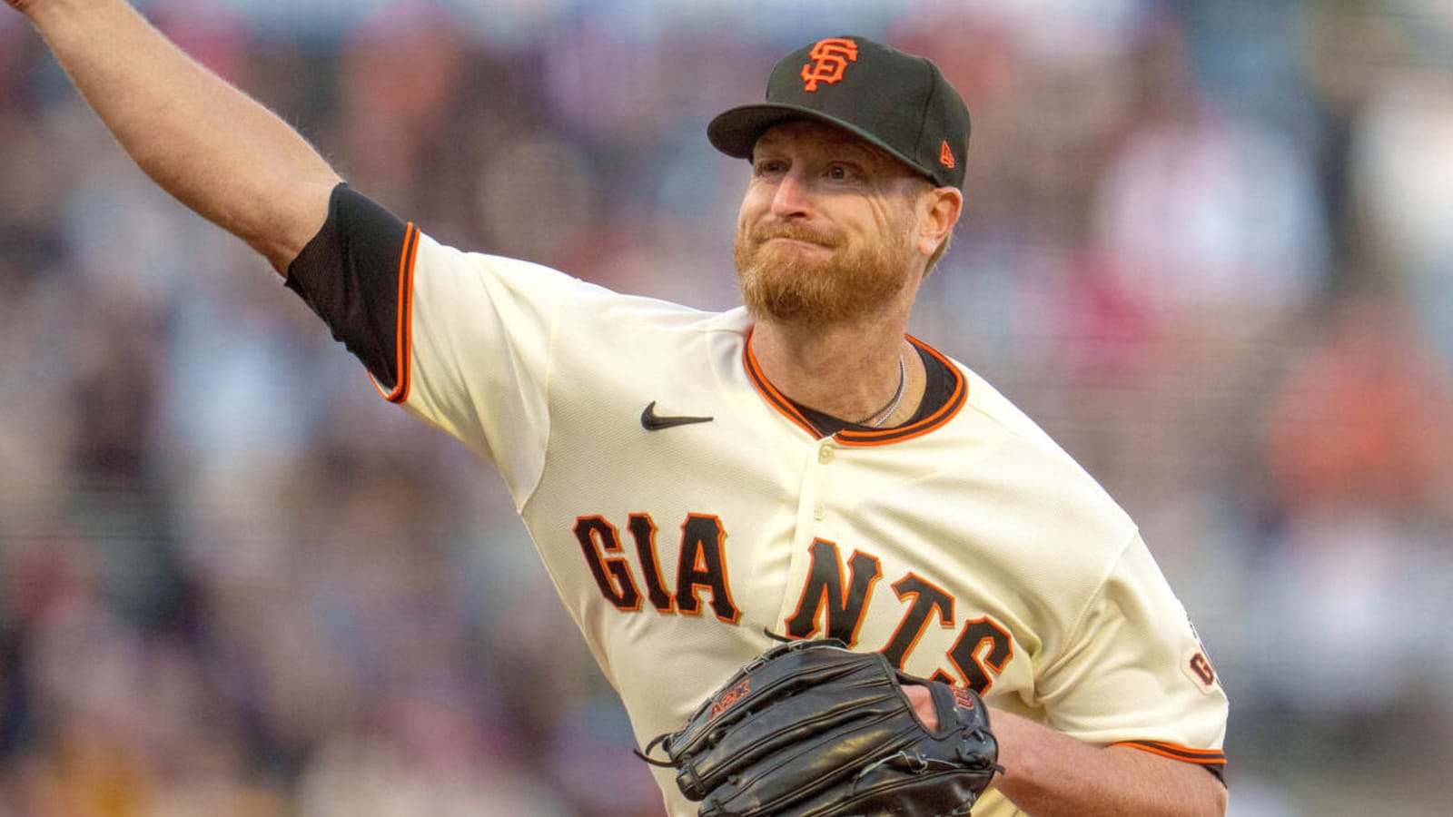 Giants activate Alex Cobb to start Sunday, option Mauricio Llovera