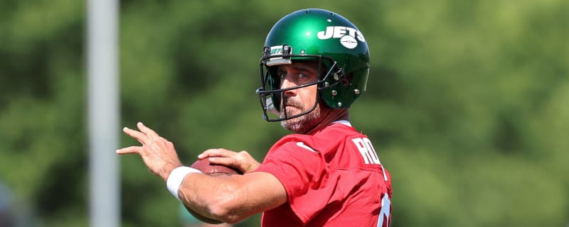 Jets react to Aaron Rodgers' pay cut