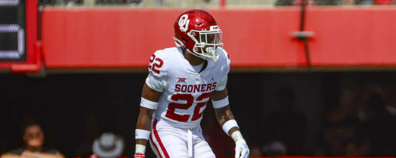 Watch: Oklahoma's C.J. Coldon with one of the best interceptions of the season