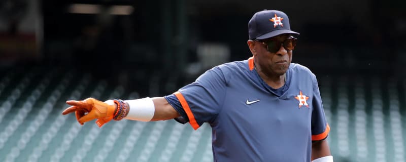 Houston Astros Manager Dusty Baker Explains Delay Following ALCS Game 5  Ejection - Sports Illustrated Texas Rangers News, Analysis and More