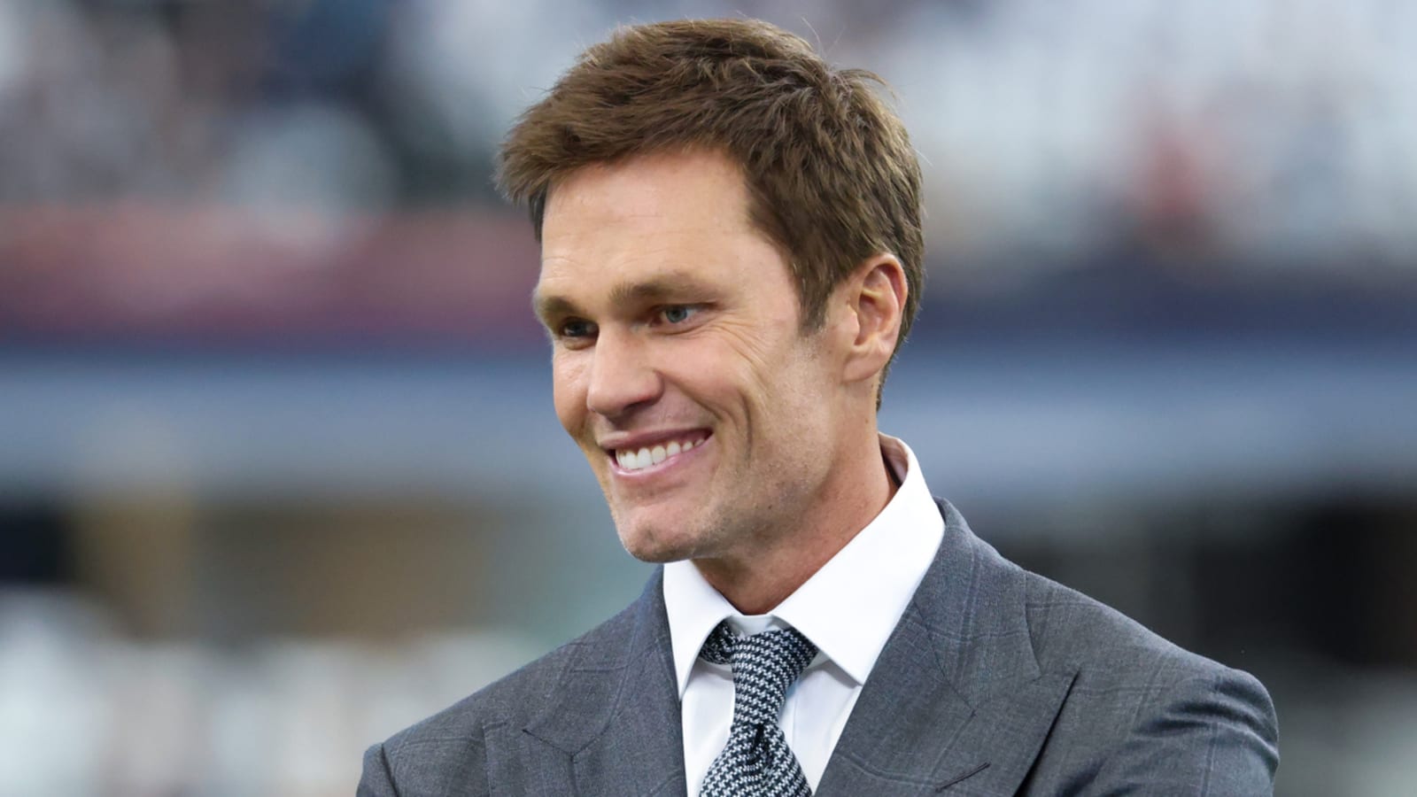 Veteran NFL broadcaster addresses restrictions Tom Brady faces as announcer, owner