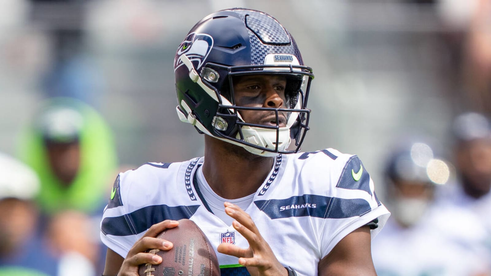 Seahawks QB Geno Smith leads NFL in PFF's rankings