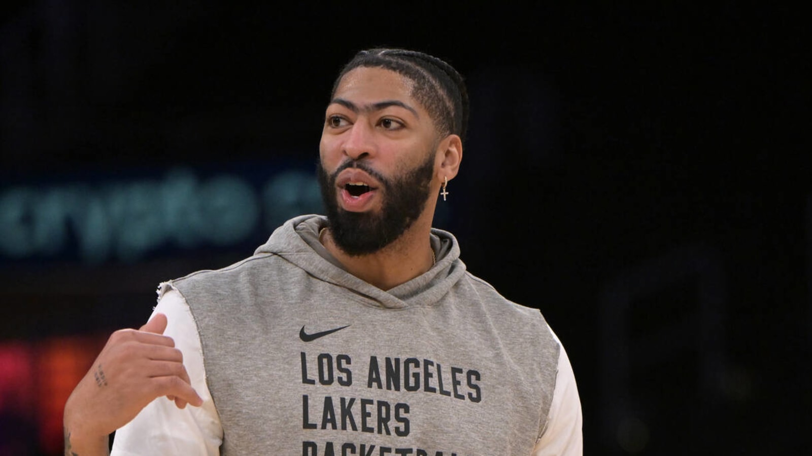 Lakers legend praises Anthony Davis for his record-breaking night