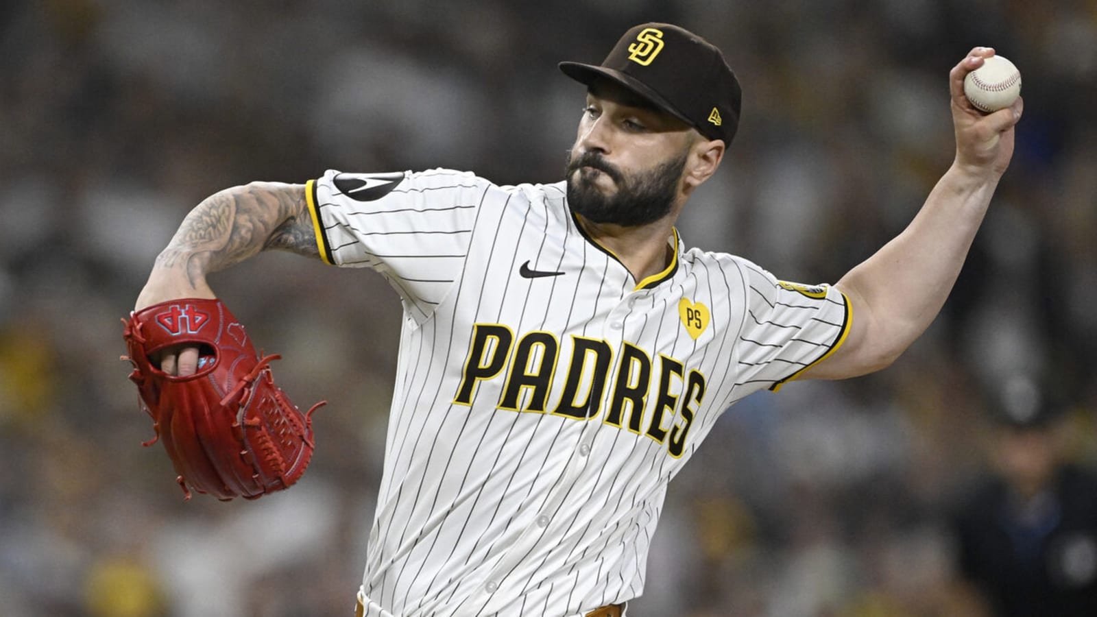 Scott to receive 'brunt' of early save opportunities for Dodgers
