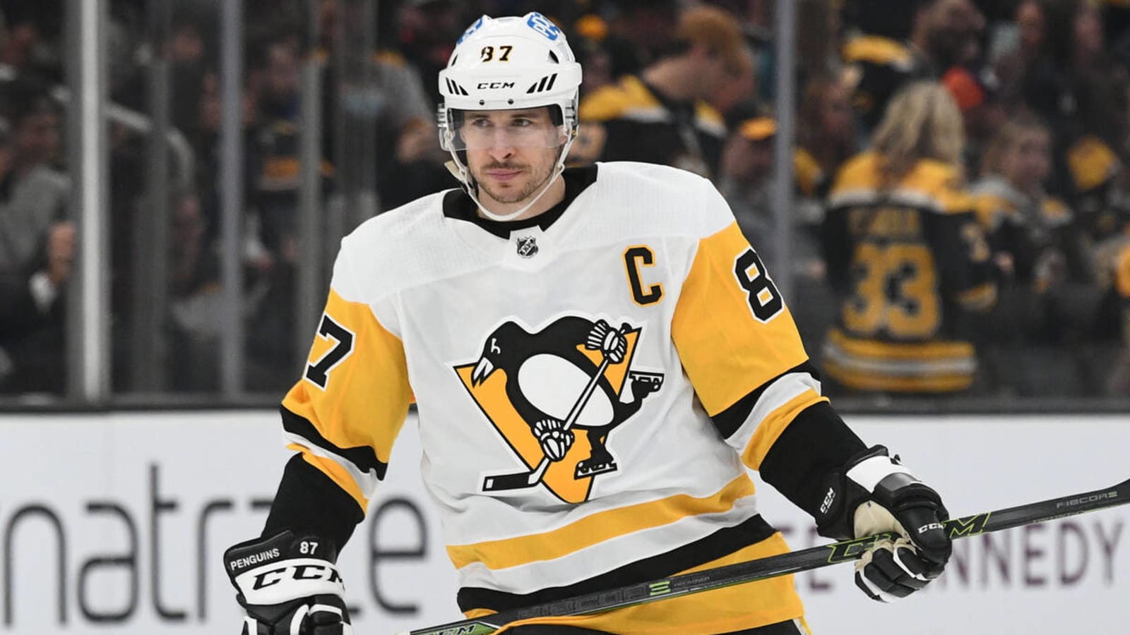 Stanley Cup playoffs: Penguins' Sidney Crosby injures upper body 