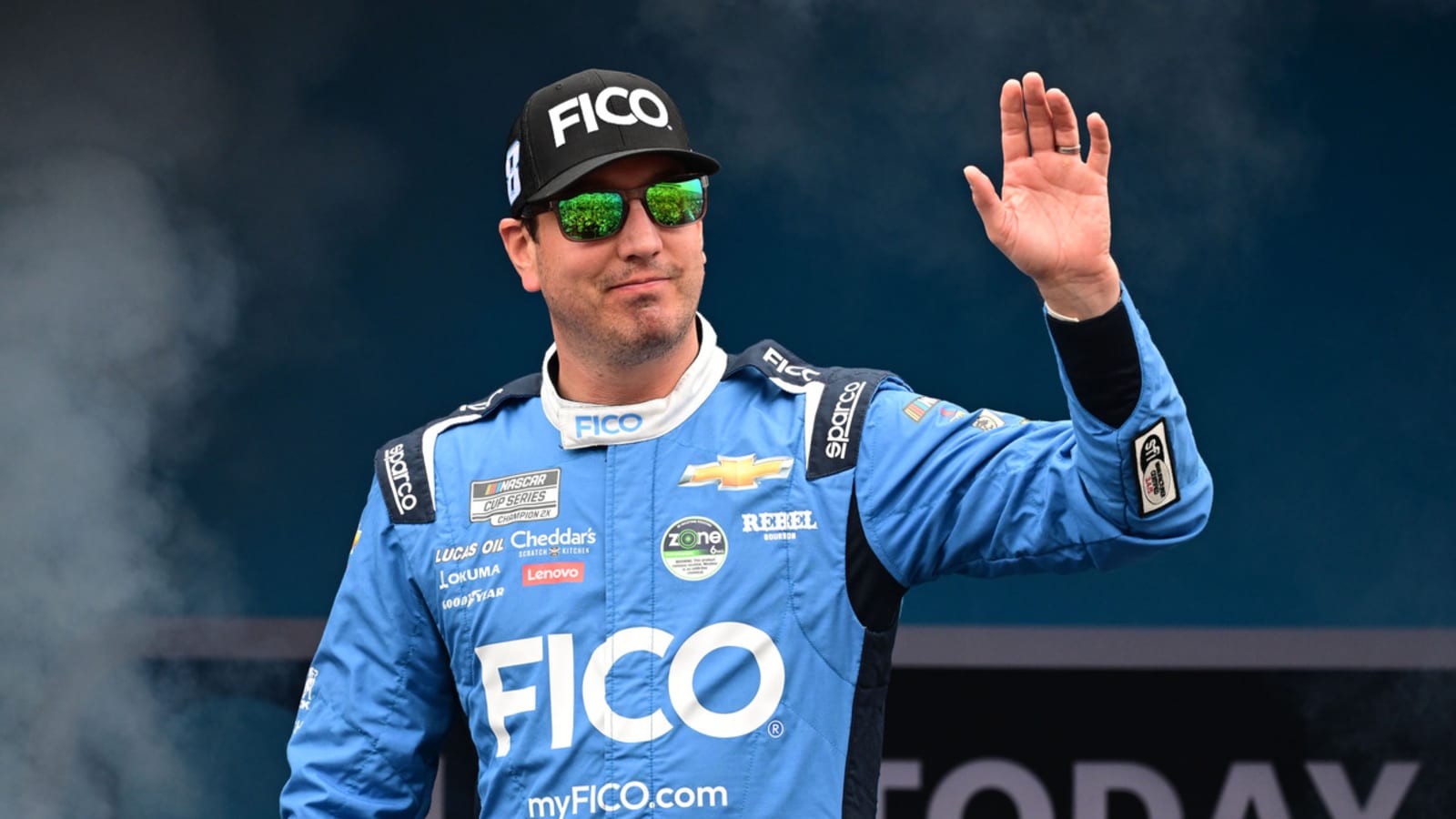 A year after heartbreaking loss, Kyle Busch comes out on the right side of an Atlanta photo finish