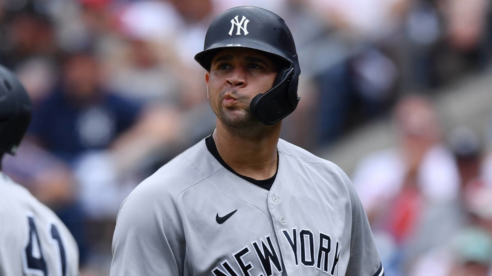 Yankees' Gary Sanchez tests positive for COVID-19