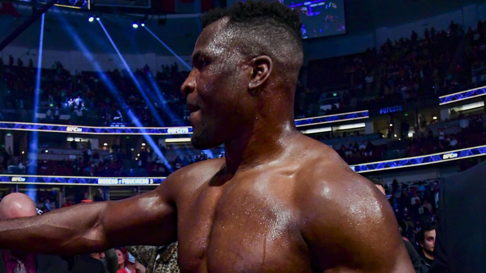 Francis Ngannou stuns with split-decision loss to Tyson Fury