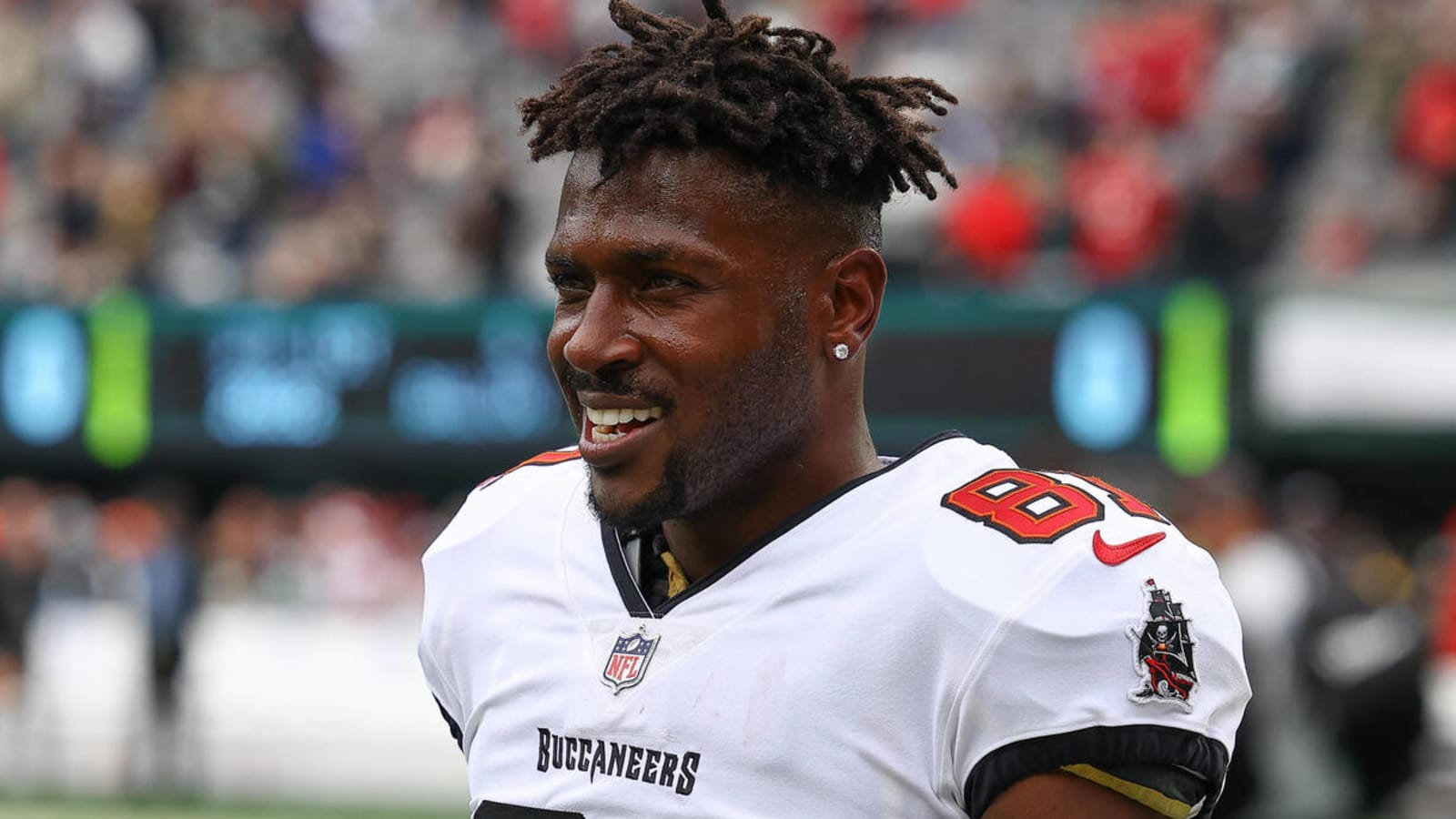 Antonio Brown hinting that his NFL career is over?