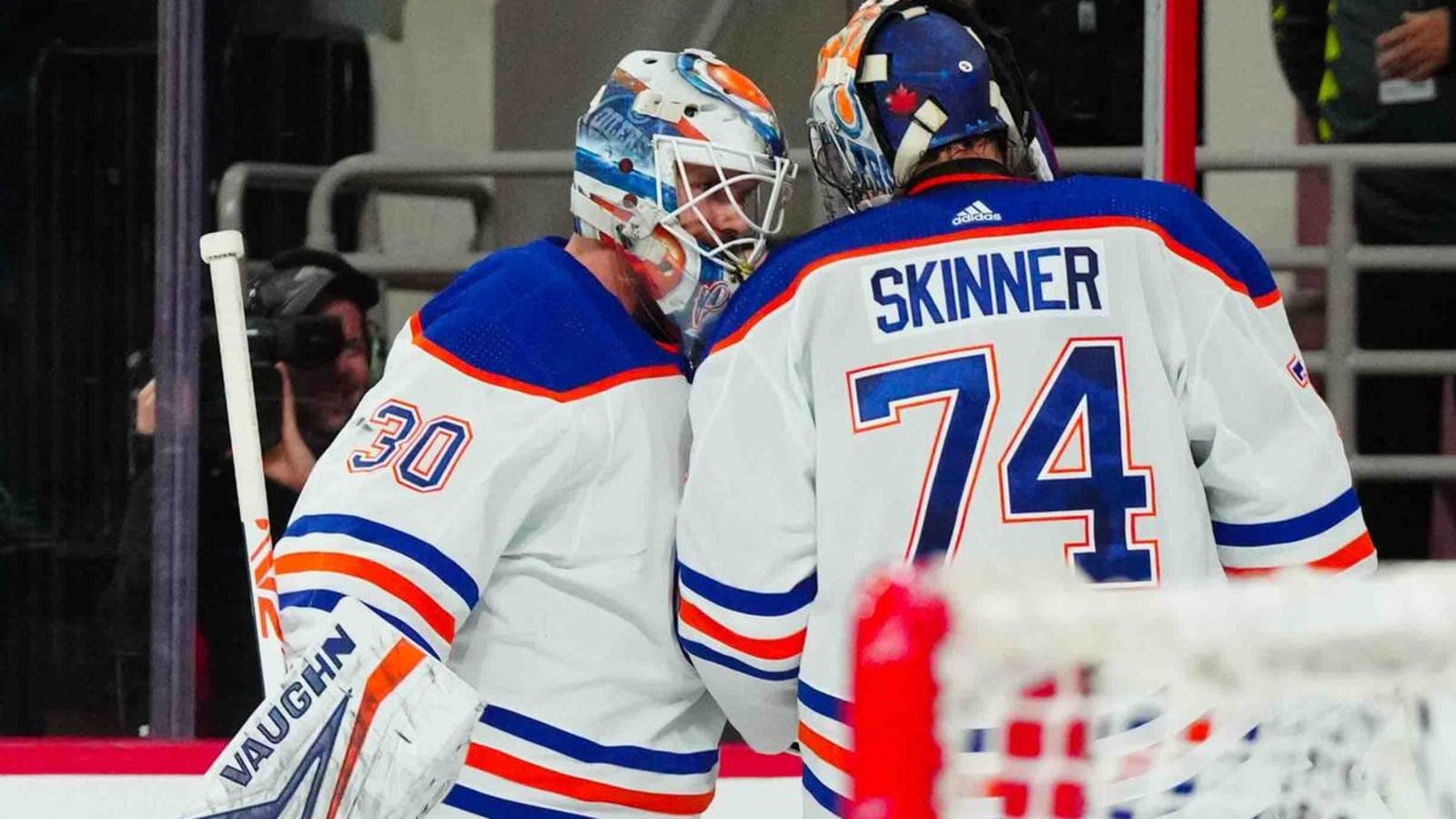 Stuart Skinner, Calvin Pickard combine for rock-solid weekend after Oilers GM expresses faith in team’s goaltending